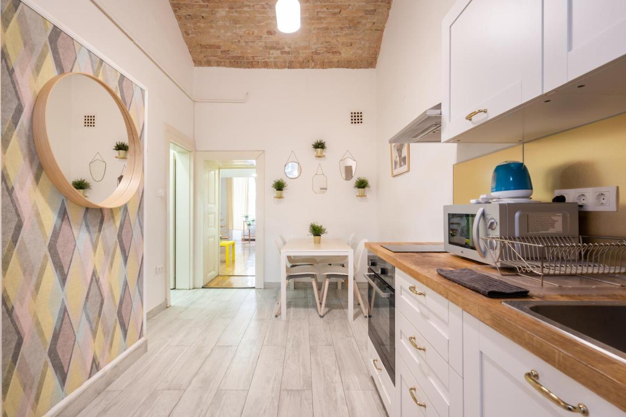 D20- Boutique Apartments, Location, By Bqa Apartament